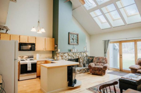 NEW! Townhouse - Tenney Mountain Resort Plymouth